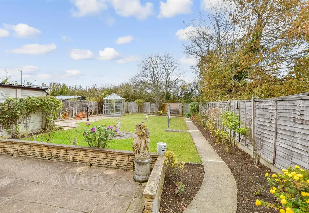 Rear Garden - Maydowns Road, Chestfield, Whitstable, Kent - Wards of Kent