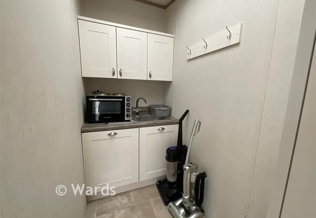 Utility Area - Laburnham Grove, Birchington, Birchington, Kent - Wards of Kent