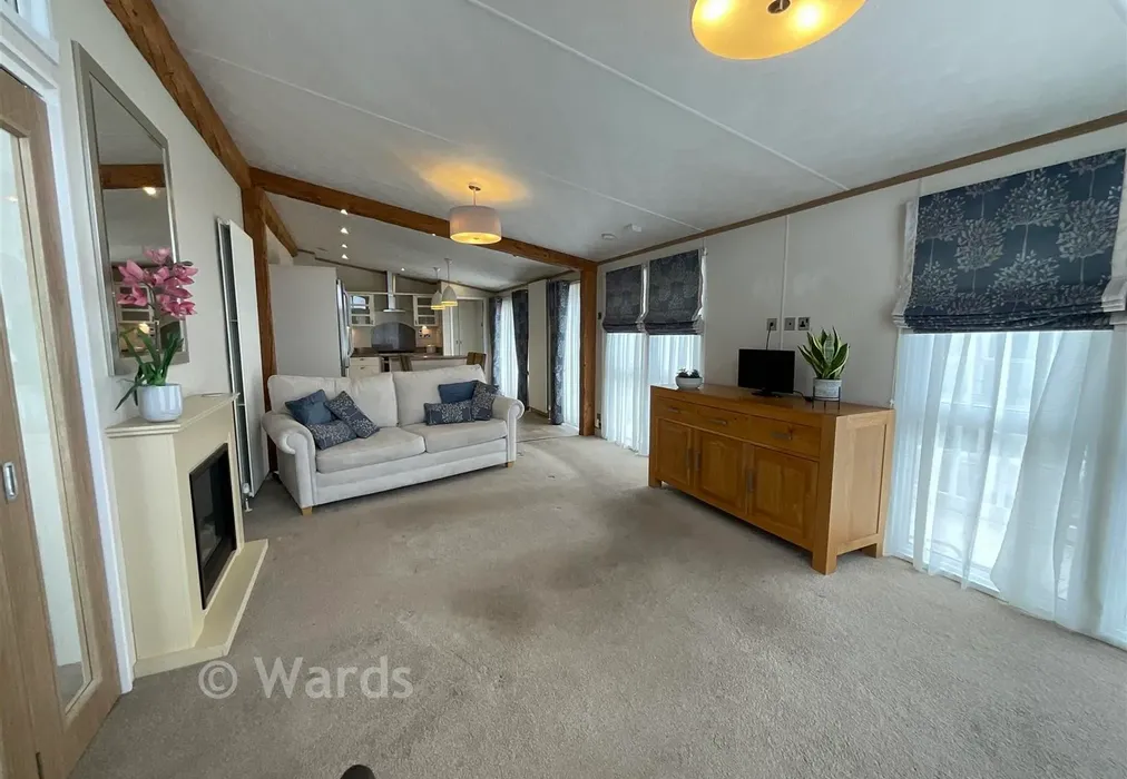 Lounge Area - Laburnham Grove, Birchington, Birchington, Kent - Wards of Kent