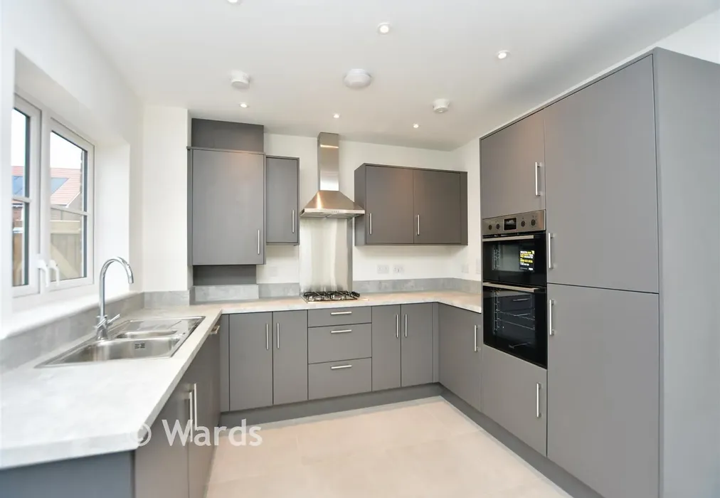 Example Kitchen - Scocles Road, Blake Gardens, Minster On Sea, Sheerness, Kent - Wards of Kent