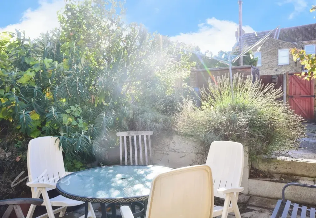 Dane Road garden use - Dane Park Road Margate CT9 - Wards of Kent