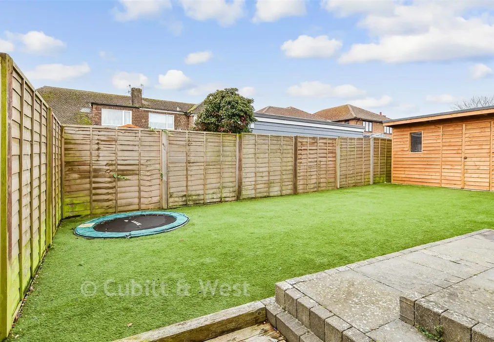 Rear Garden - Baywood Gardens, Woodingdean, Brighton, East Sussex - Wards of Kent
