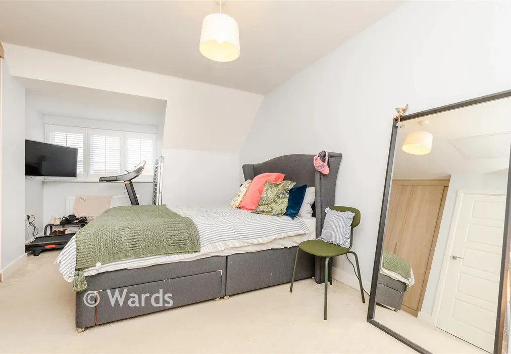 Bedroom 1 - Candy Dene, Weldon Ebbsfleet Valley, Swanscombe, Kent - Wards of Kent