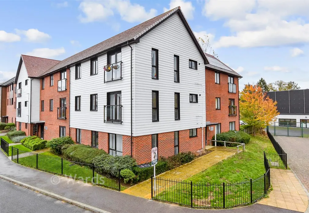 External (Web) - Derby Drive, Leybourne, West Malling, Kent - Wards of Kent