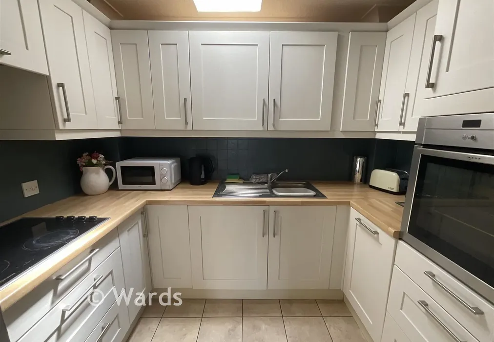Kitchen - Middle Row, Faversham, Kent - Wards of Kent