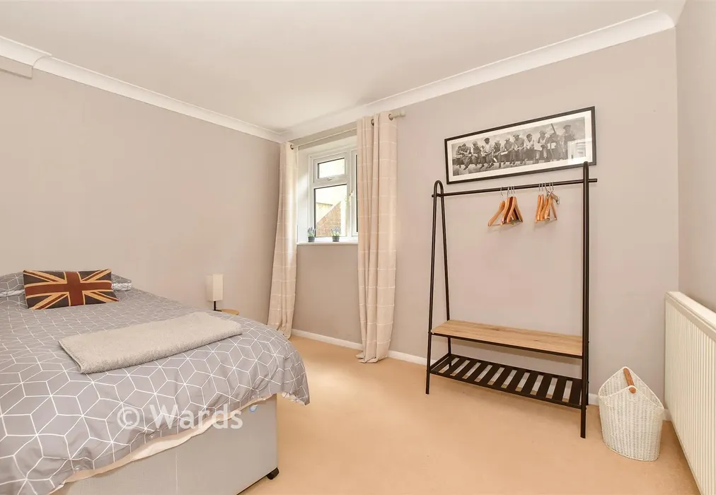 Bedroom 3 - Valebrook Close, Folkestone, Kent - Wards of Kent
