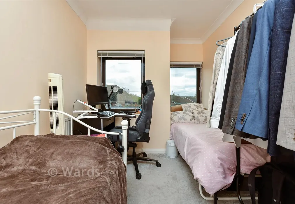 Bedroom 2 - Shalmsford Street, Chartham, Canterbury, Kent - Wards of Kent