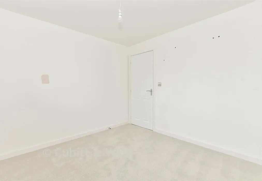 Bedroom 2 - Neal Crescent, Littlehampton, West Sussex - Wards of Kent