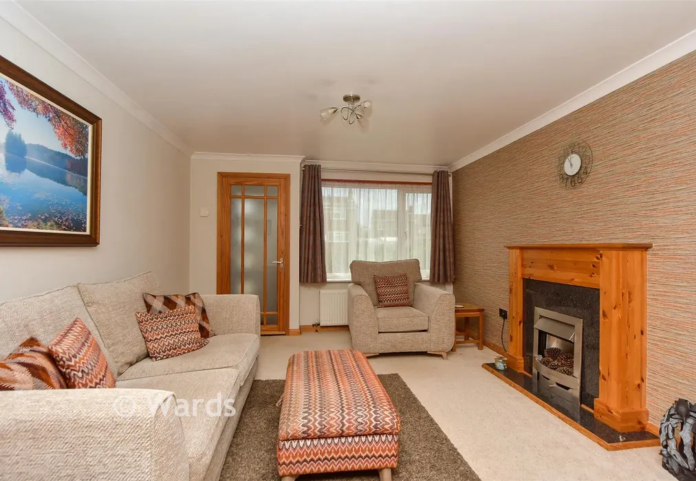 Lounge - Windmill Rise, Minster On Sea, Sheerness, Kent - Wards of Kent