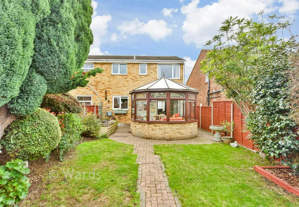 Rear Garden - Windmill Rise, Minster On Sea, Sheerness, Kent - Wards of Kent