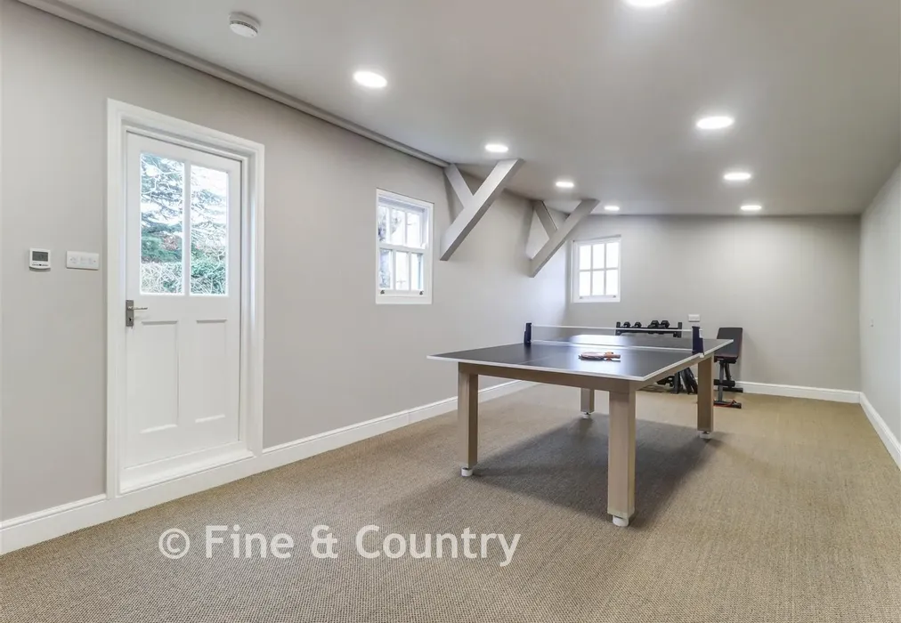 Games Room - Canterbury Road, Wingham, Canterbury, Kent - Wards of Kent