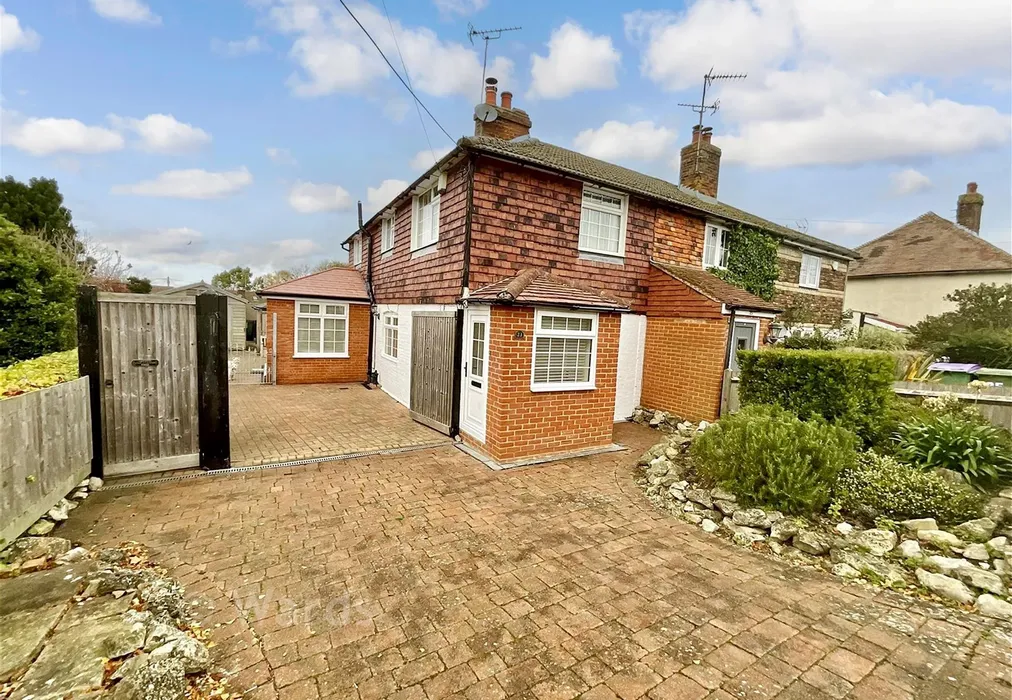 Front - Swan Lane, Sellindge, Ashford, Kent - Wards of Kent