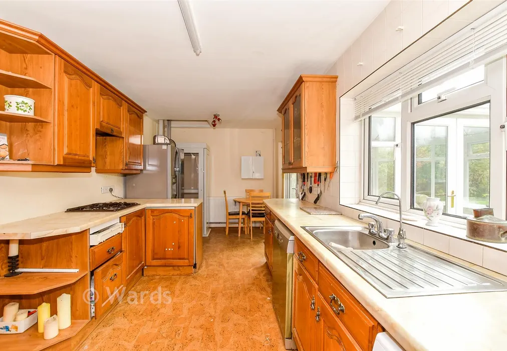 Kitchen/Breakfast Room - Shoreham Lane, St Michaels, Tenterden, Kent - Wards of Kent