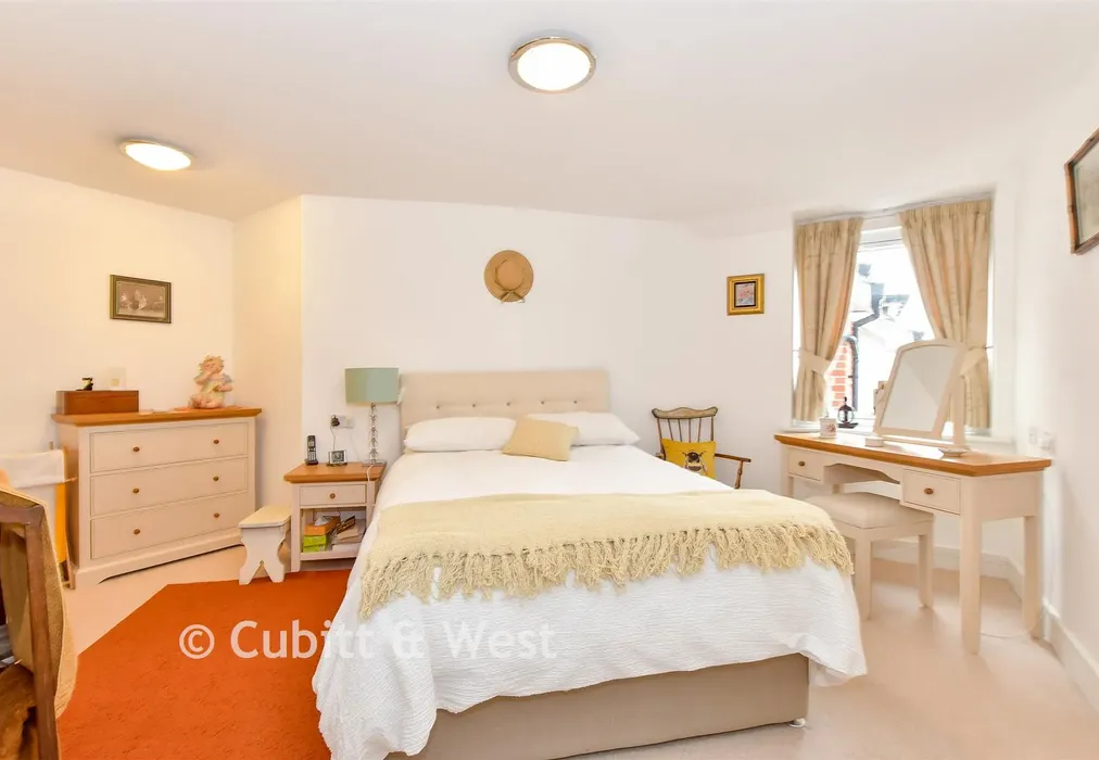 Bedroom 1 - Beaconsfield Road, Waterlooville, Hampshire - Wards of Kent