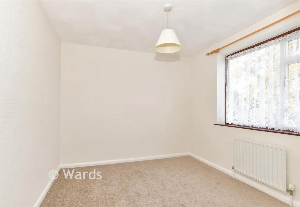 Bedroom 2 - Oakhurst Close, Walderslade, Chatham, Kent - Wards of Kent
