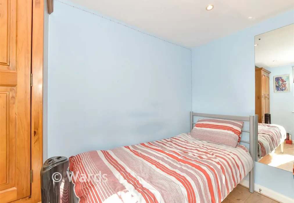 Bedroom - Manor Rise, Bearsted, Maidstone, Kent - Wards of Kent
