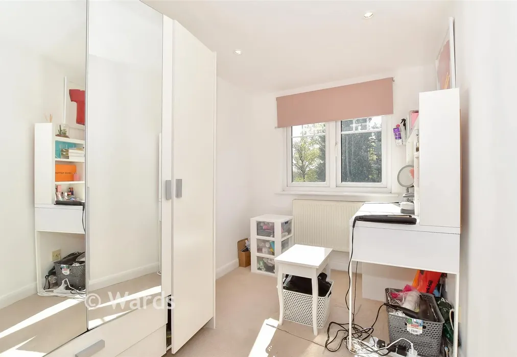 Bedroom - Manor Rise, Bearsted, Maidstone, Kent - Wards of Kent