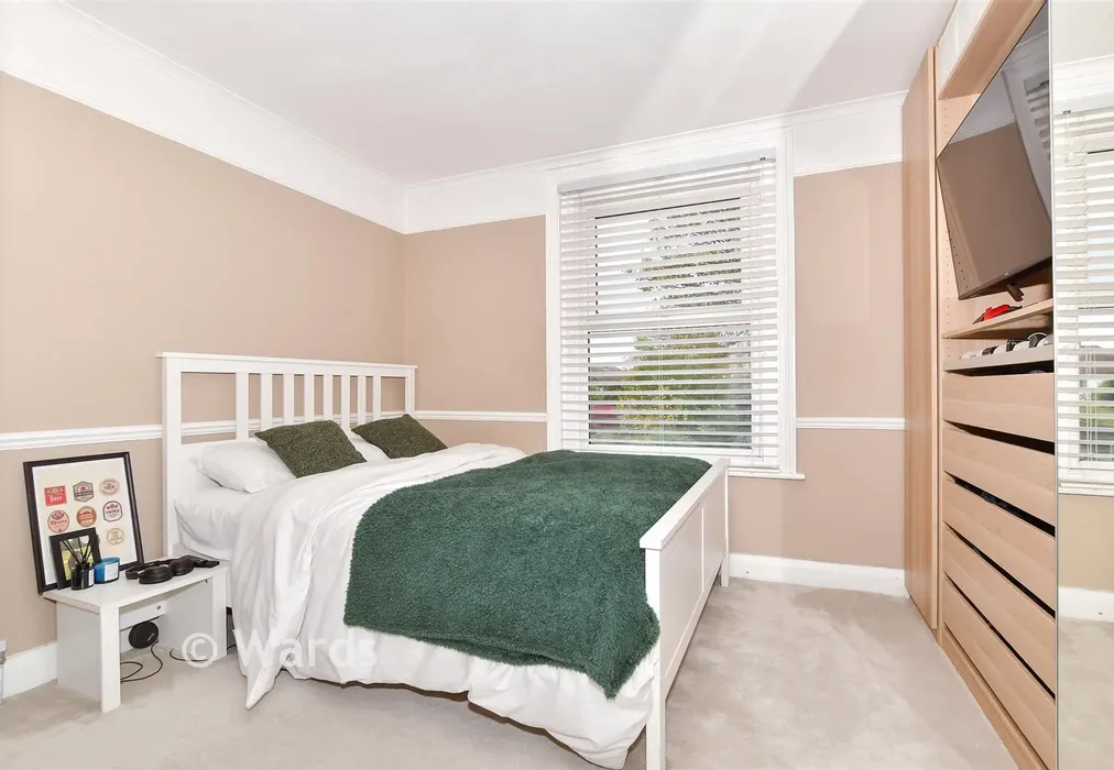 Bedroom 1 - Hastings Road, Maidstone, Kent - Wards of Kent