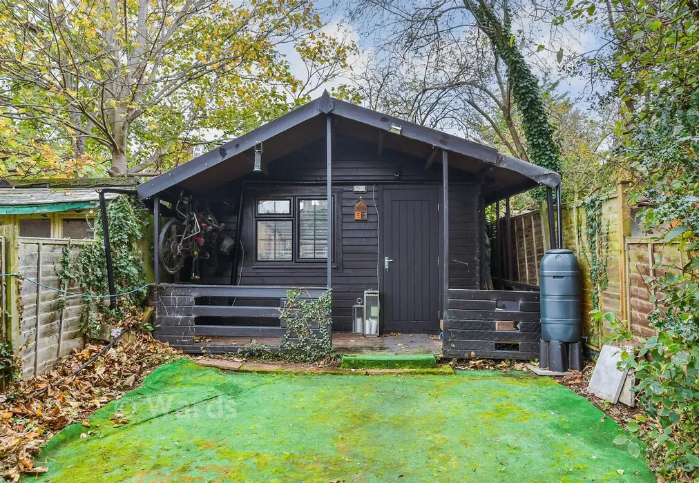 Workshop/Outbuildings - Hastings Road, Maidstone, Kent - Wards of Kent