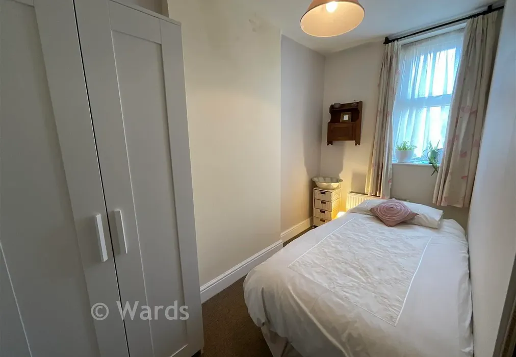 Bedroom 2 - Old Saltwood Lane, Saltwood, Hythe, Kent - Wards of Kent