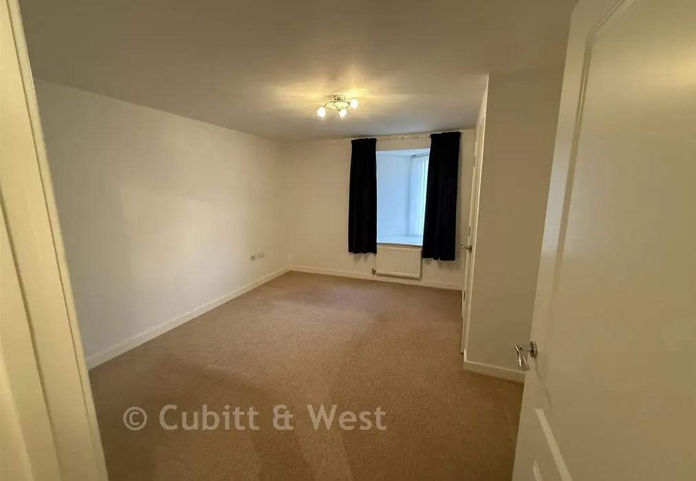 Bedroom - High Street, Chatham, Kent - Wards of Kent