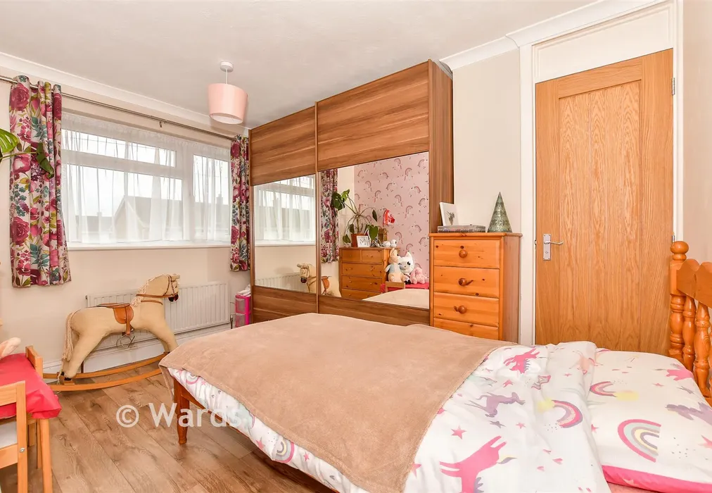 Bedroom 1 - Willow Crescent, Five Oak Green, Kent - Wards of Kent