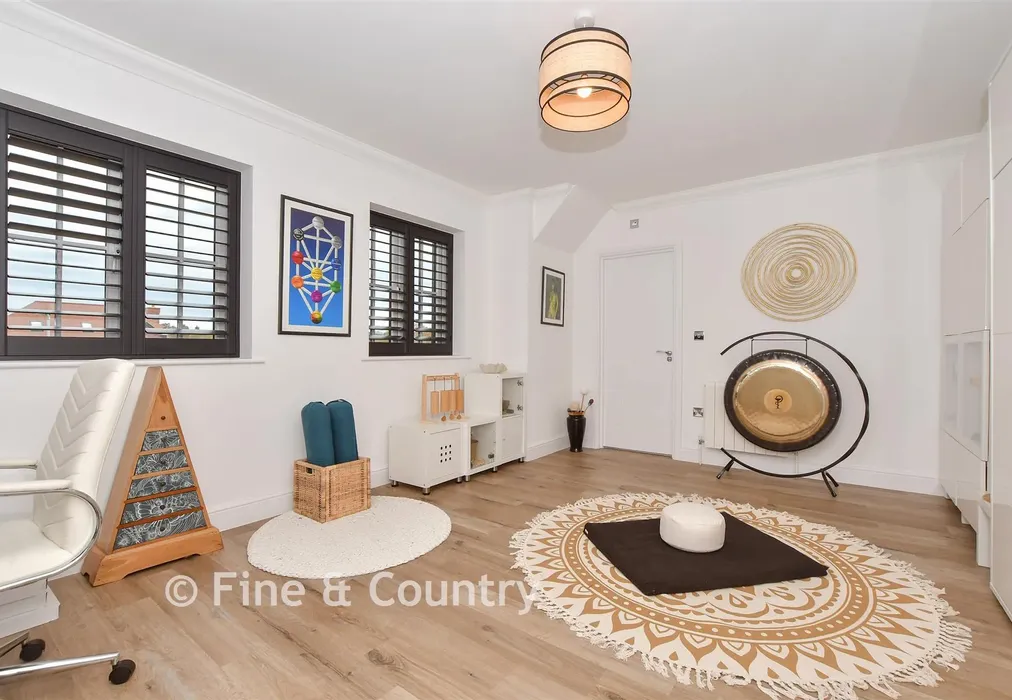 Bedroom 2 - Bears Green, Ashford, Kent - Wards of Kent