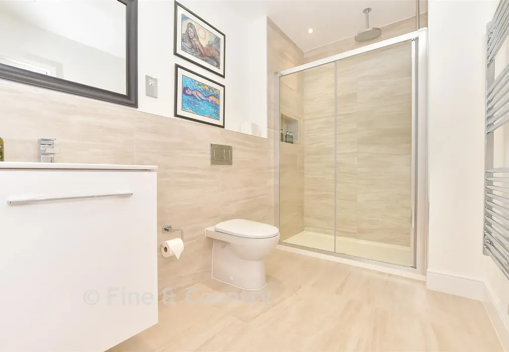 En-Suite Shower Room - Bears Green, Ashford, Kent - Wards of Kent