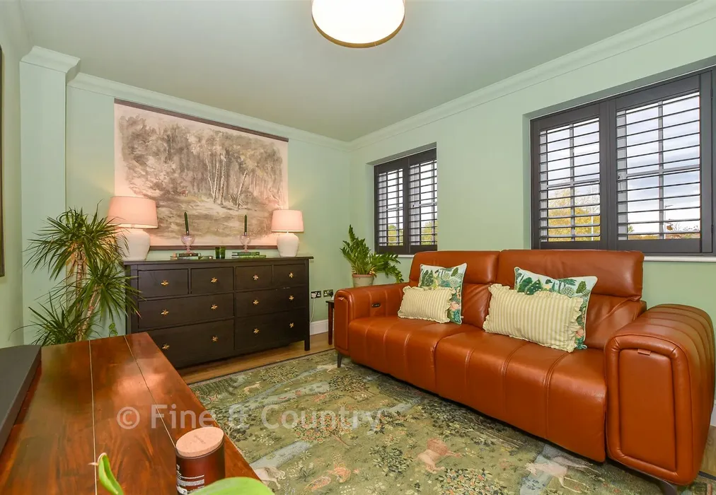 Snug/Study - Bears Green, Ashford, Kent - Wards of Kent