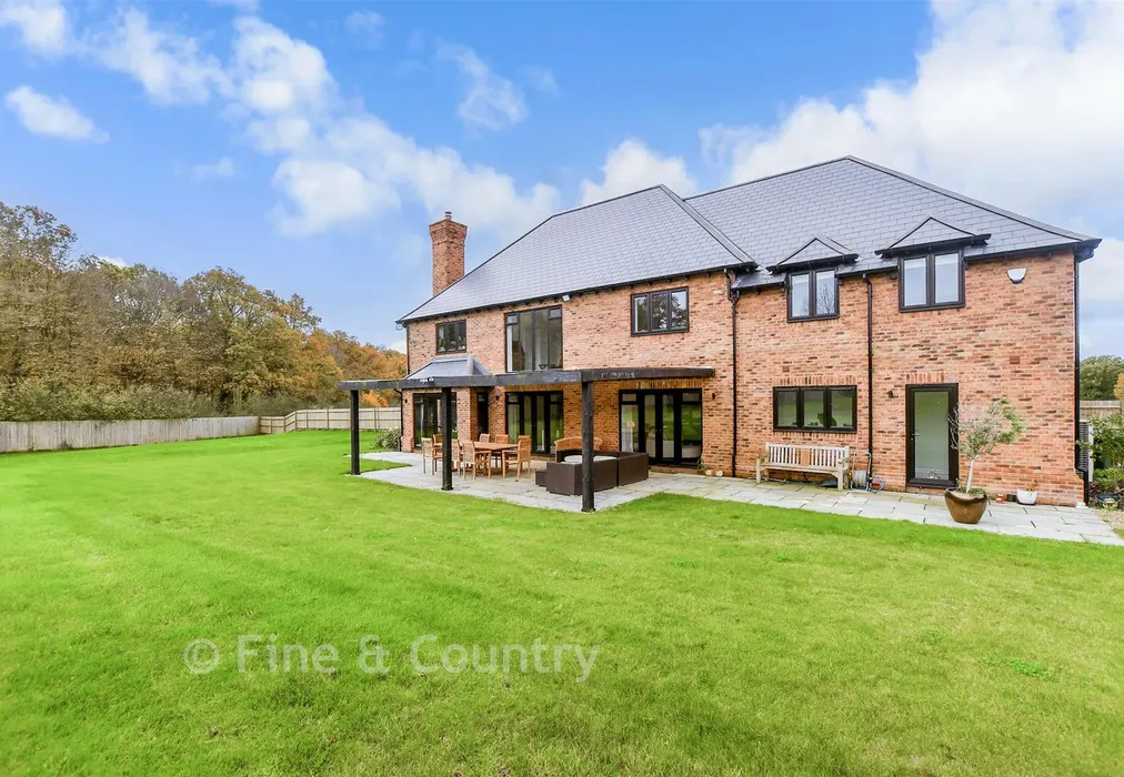 Rear Elevation - Bears Green, Ashford, Kent - Wards of Kent