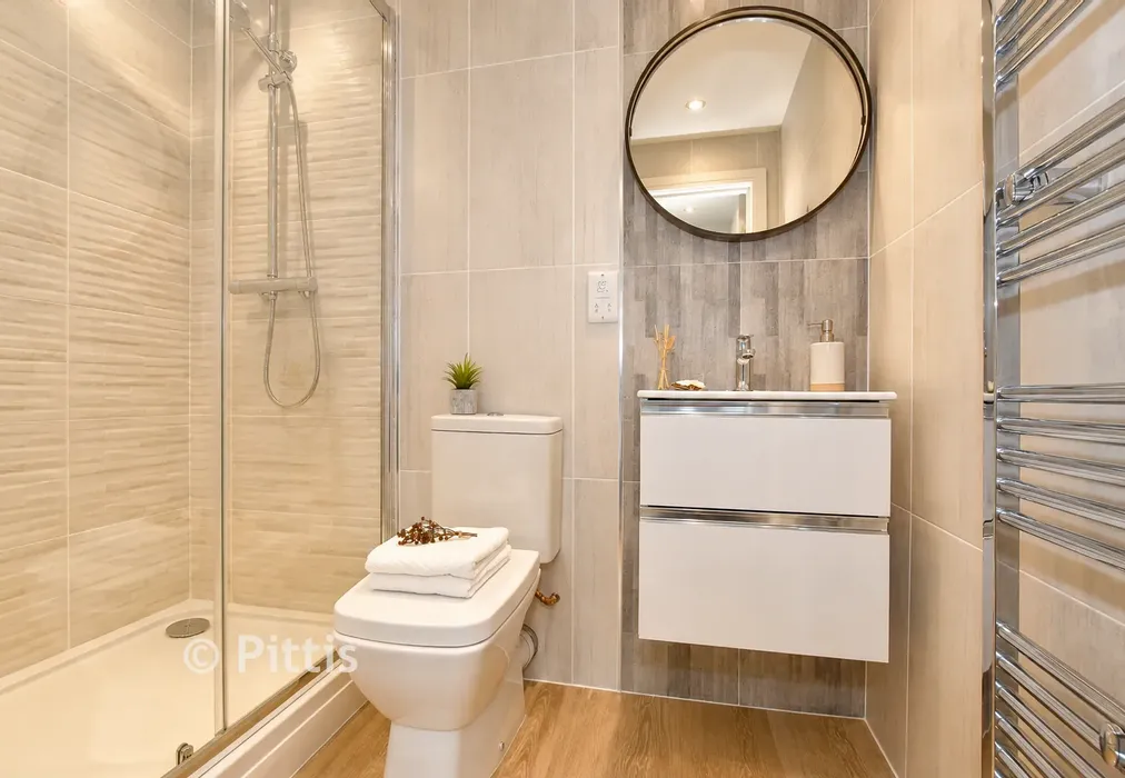 En-Suite - Breakwaters, Breakwater Way, Sandown, Isle of Wight - Wards of Kent