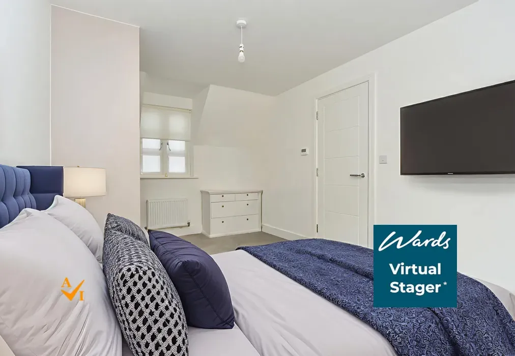 Bedroom 1 (Contemporary style) - Ham Road, Faversham, Kent - Wards of Kent