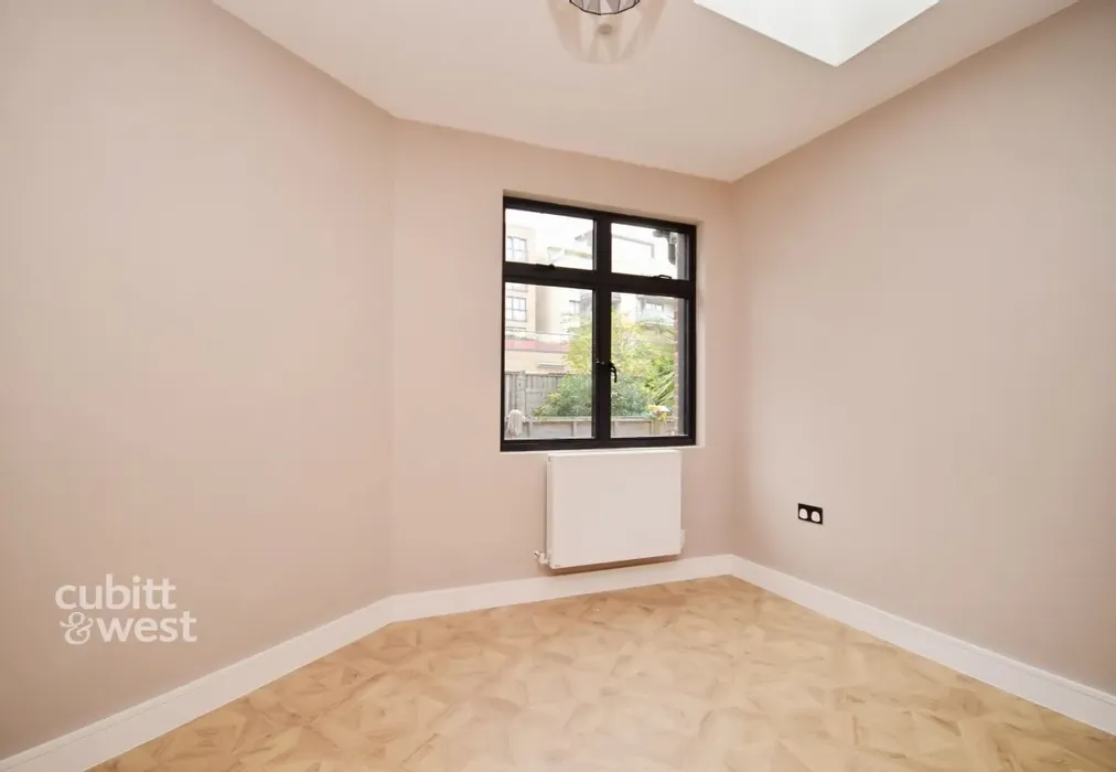 93ba394a-DSC_0056 - Bensham Lane, Croydon CR0 - Wards of Kent