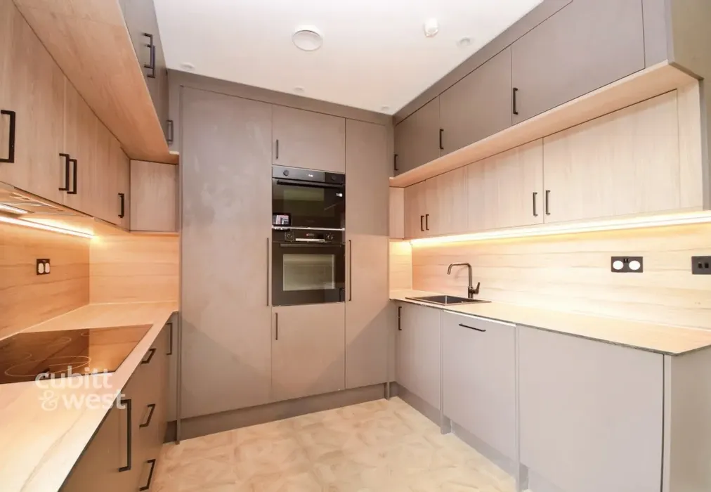 af8c59af-DSC_0065 - Bensham Lane, Croydon CR0 - Wards of Kent