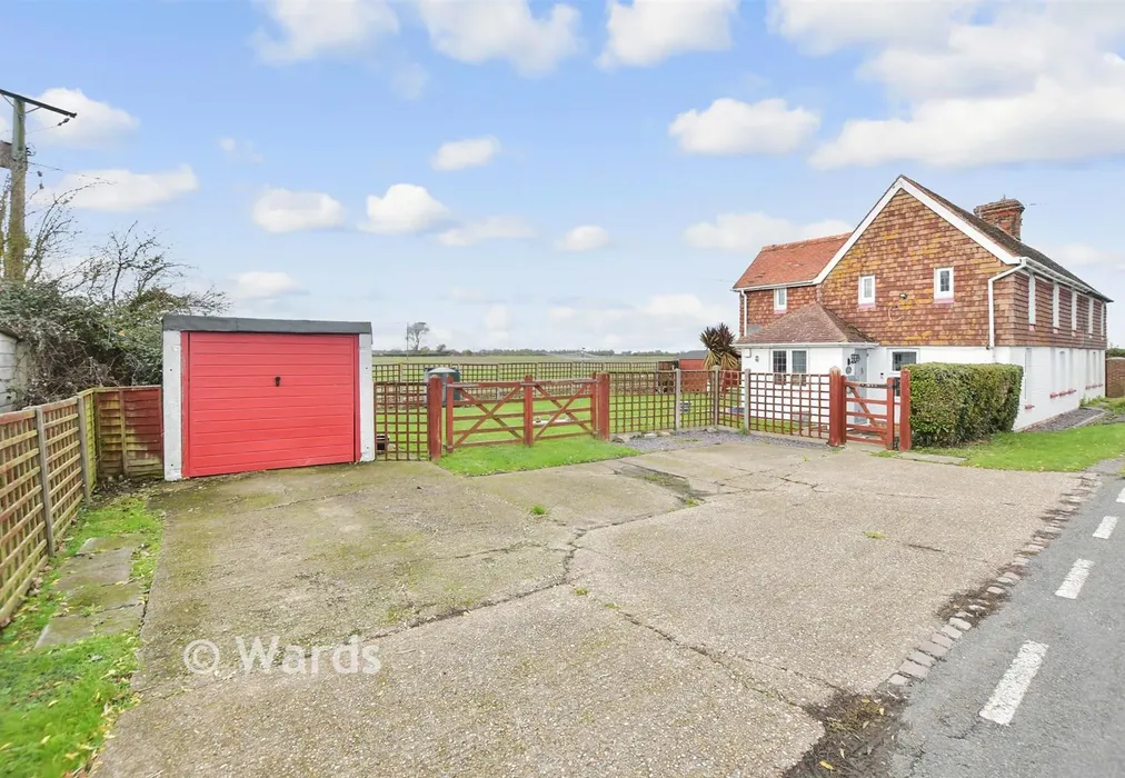 Driveway/Parking - Ivychurch, Kent - Wards of Kent