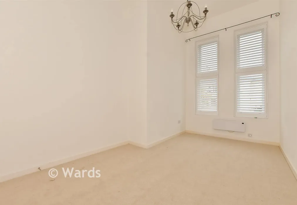 Bedroom 2 - Clifton Gardens, Folkestone, Kent - Wards of Kent