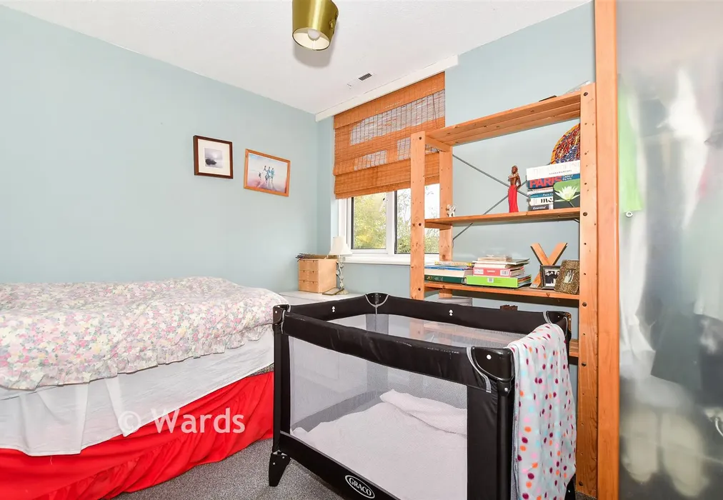 Bedroom 4 - The Orpines, Wateringbury, Maidstone, Kent - Wards of Kent