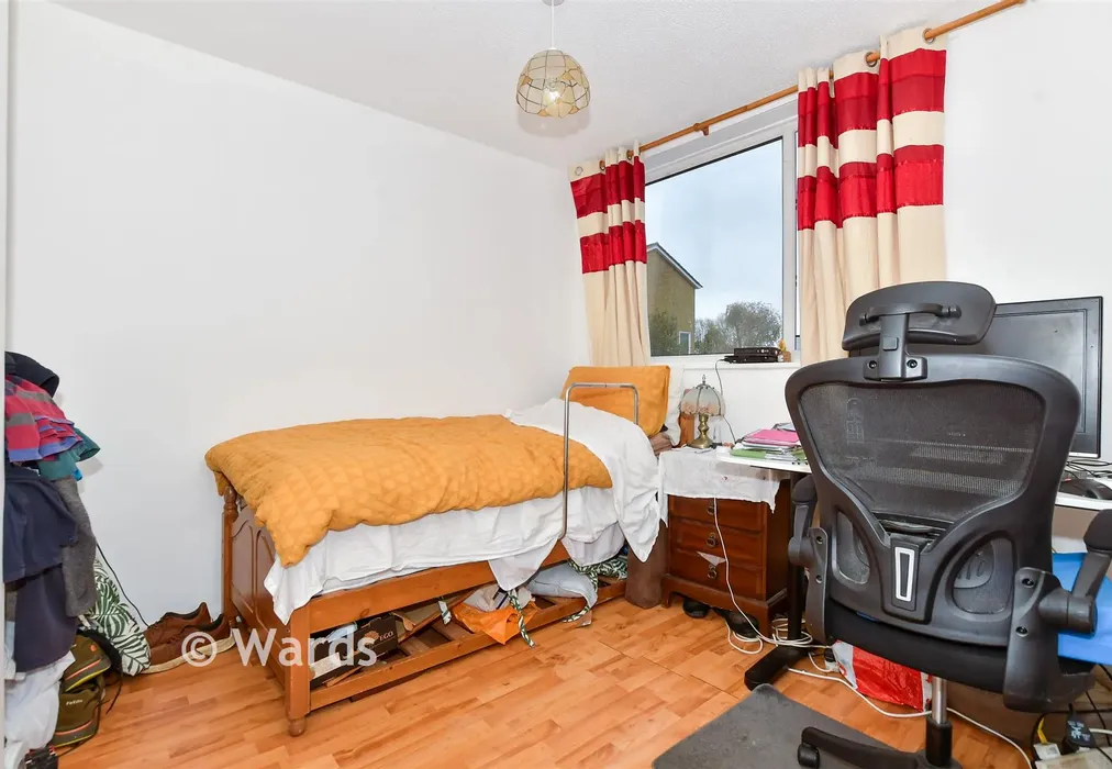 Study - The Orpines, Wateringbury, Maidstone, Kent - Wards of Kent