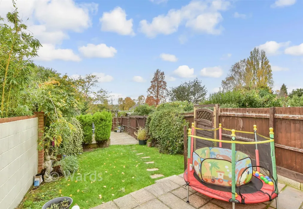 Rear Garden - Broom Hill Road, Strood, Rochester, Kent - Wards of Kent