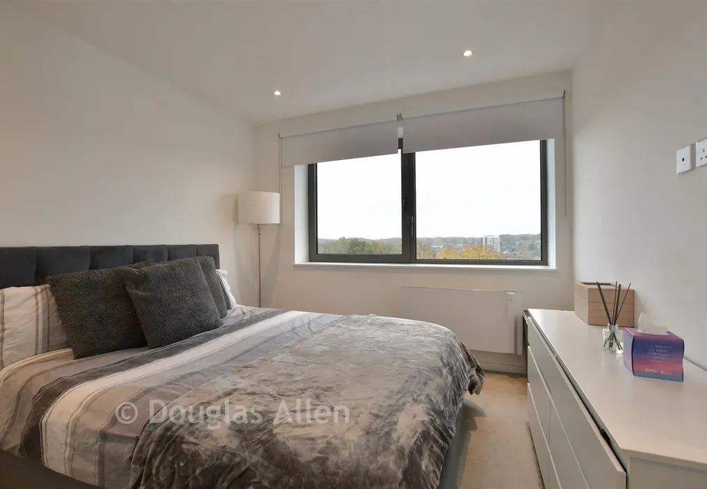 Bedroom 1 - Hubert Road, Brentwood, Essex - Wards of Kent