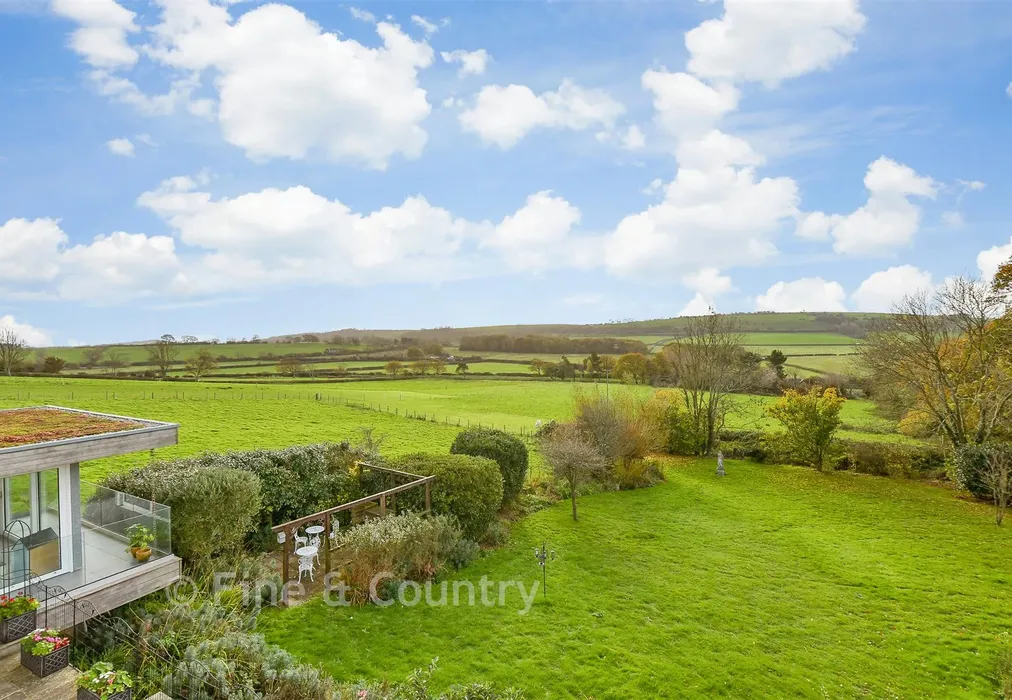 Views To Front - Station Road, Ryde, Isle of Wight - Wards of Kent