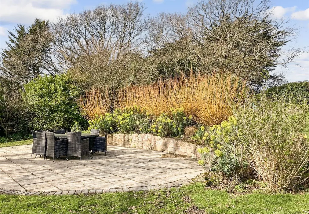 Patio* - Station Road, Ryde, Isle of Wight - Wards of Kent