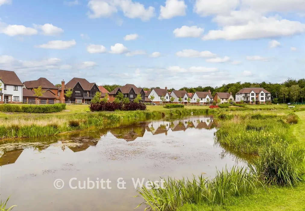 Surrounding Area - Cordingley Drive, Pease Pottage, Crawley, West Sussex - Wards of Kent