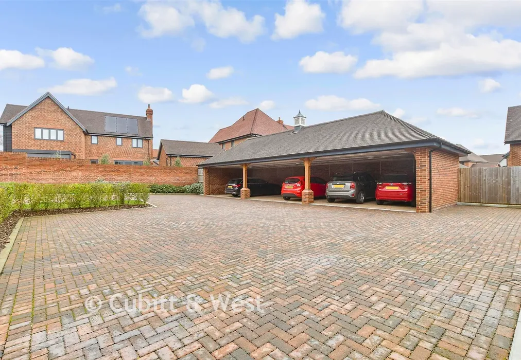 Driveway/Parking - Cordingley Drive, Pease Pottage, Crawley, West Sussex - Wards of Kent