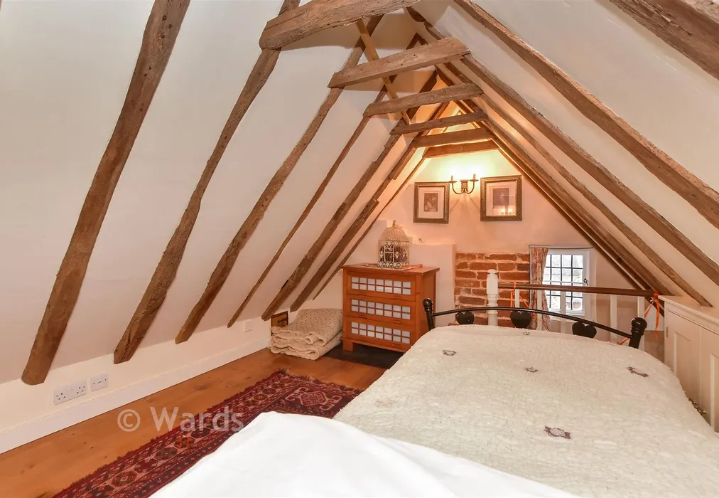 Bedroom 2 - Regent Street, Rolvenden, Kent - Wards of Kent