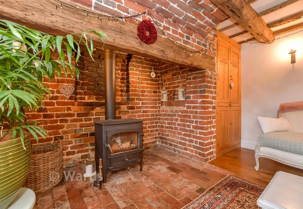 Internal Feature - Regent Street, Rolvenden, Kent - Wards of Kent