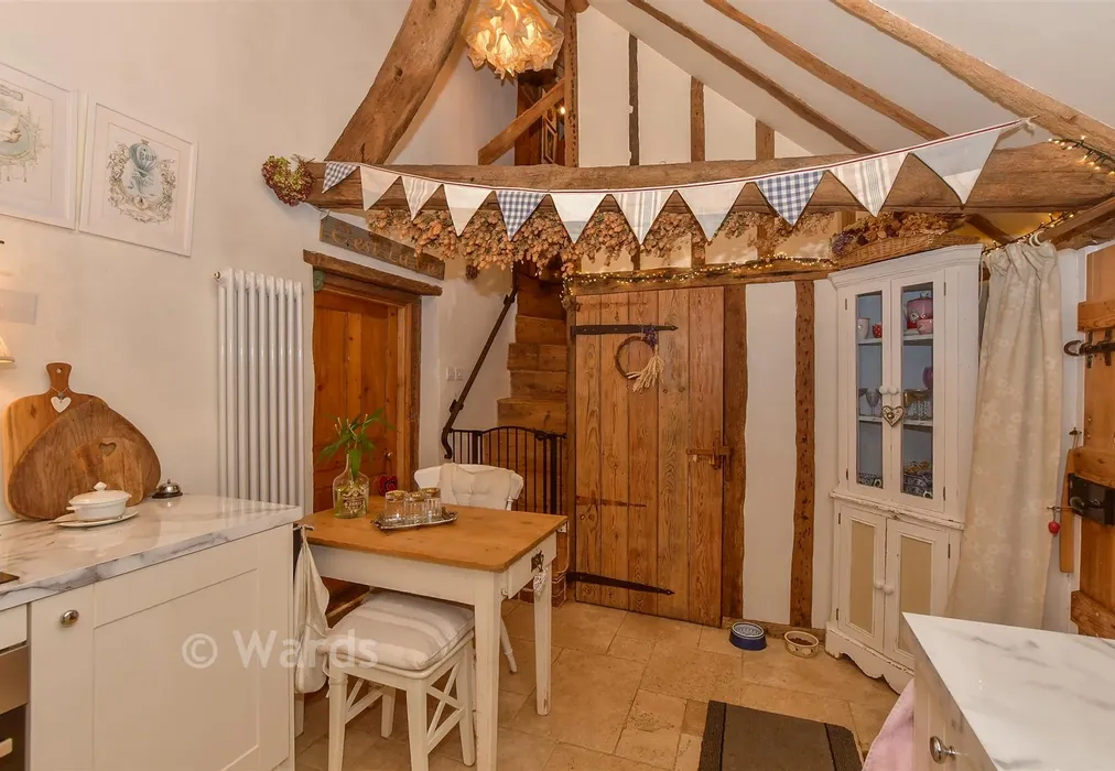 Kitchen - Regent Street, Rolvenden, Kent - Wards of Kent
