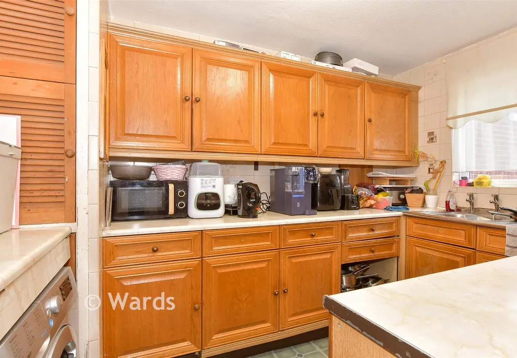 Kitchen - Kinder Close, London - Wards of Kent