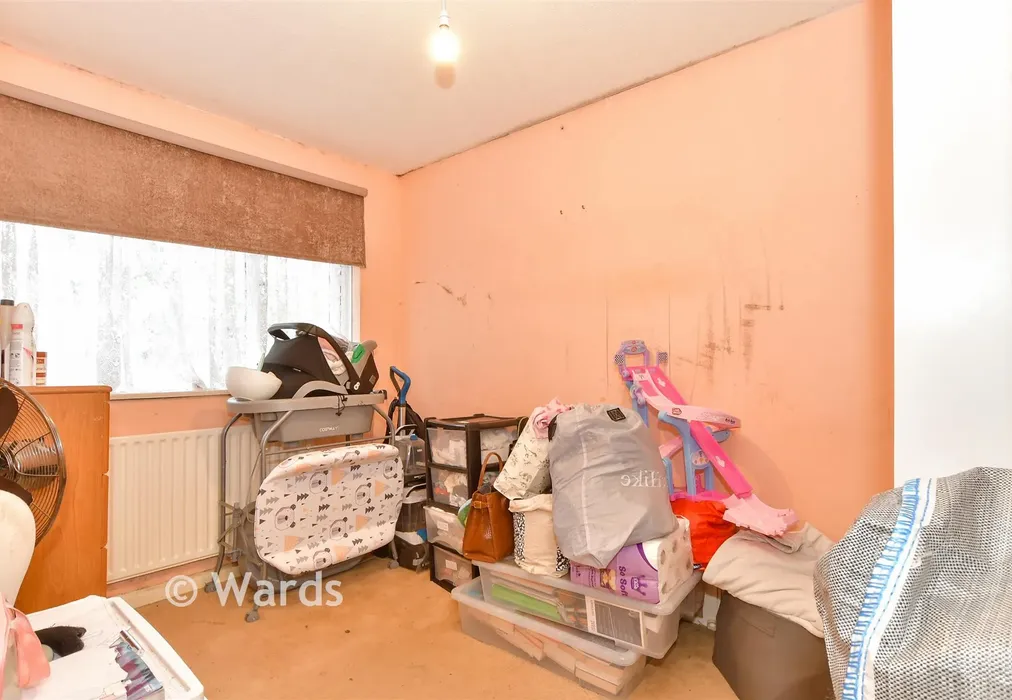 Bedroom 2 - Kinder Close, London - Wards of Kent