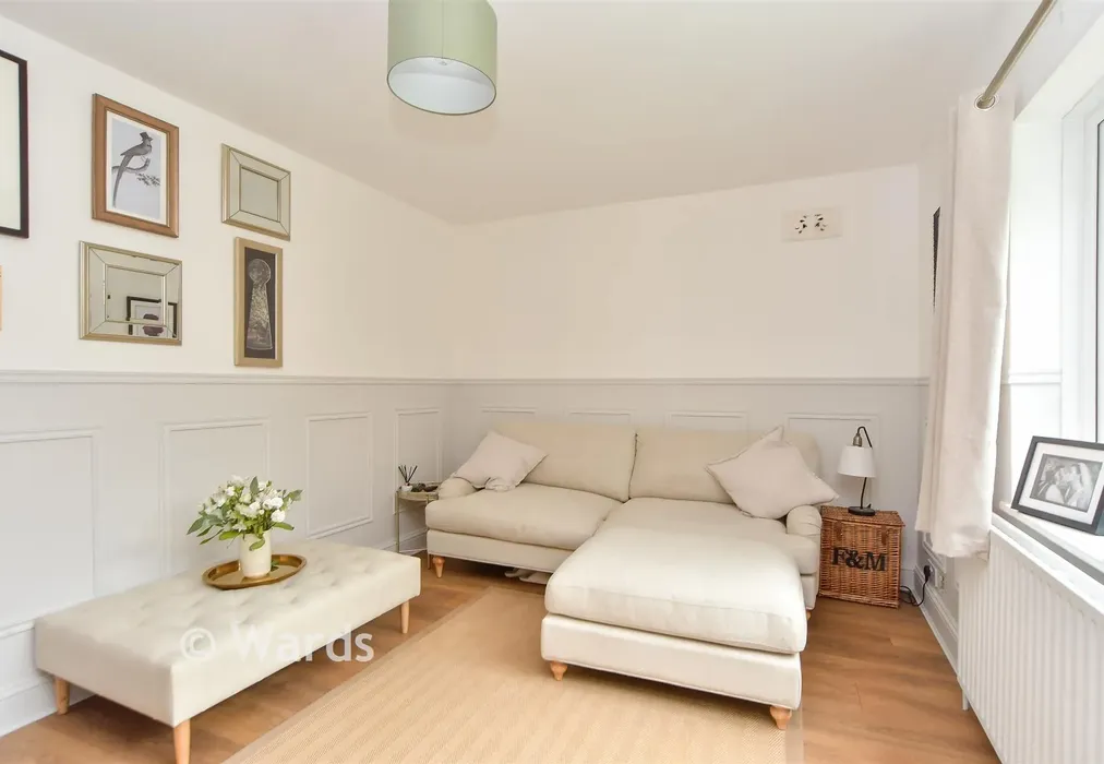 Annexe- Lounge/Diner - Faversham Road, Wichling, Kent - Wards of Kent